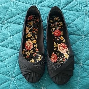 Women's Size 7.5 Crawford Ballet Flats